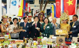 ASEAN trade, food fair showcases fresh products
