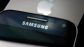 Keroyokan Ponsel China Berhasil Salip Samsung