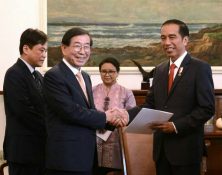 Kirim Utusan Khusus, Presiden Baru Korsel Ingin Bertemu Presiden Jokowi
